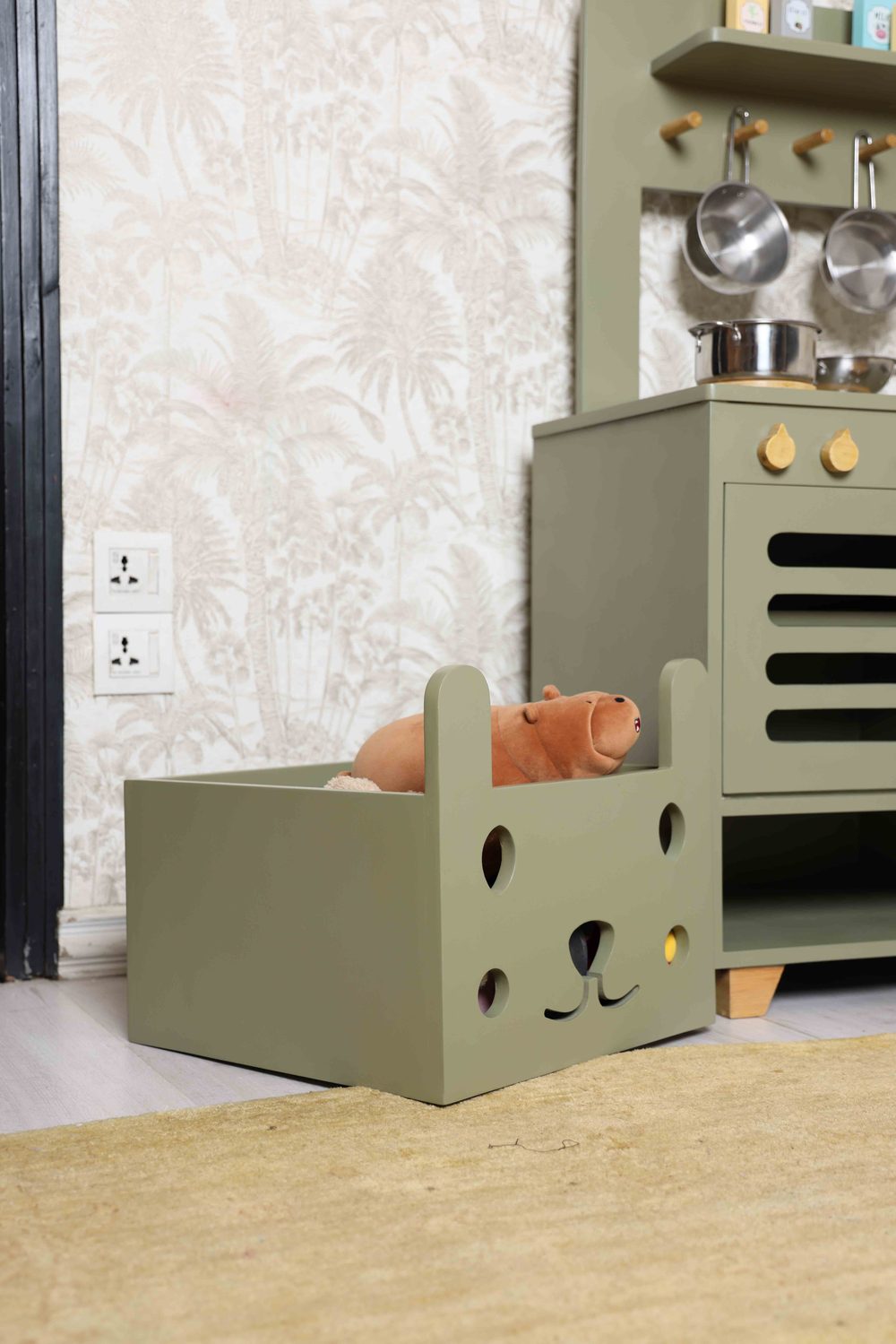 Kitty Crate 2
